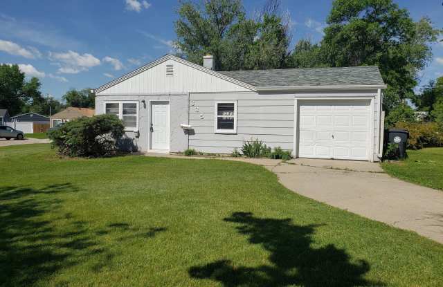 335 E. St Anne St