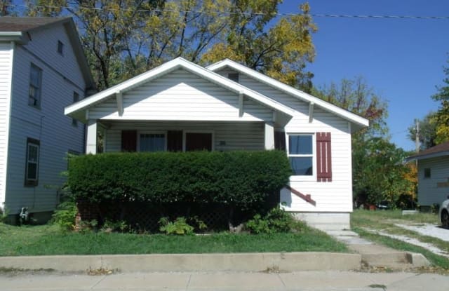 431 W Division St - 431 West Division Street, Springfield, MO 65803