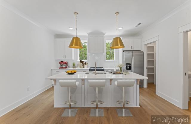 2030 Maple View Lane - 1