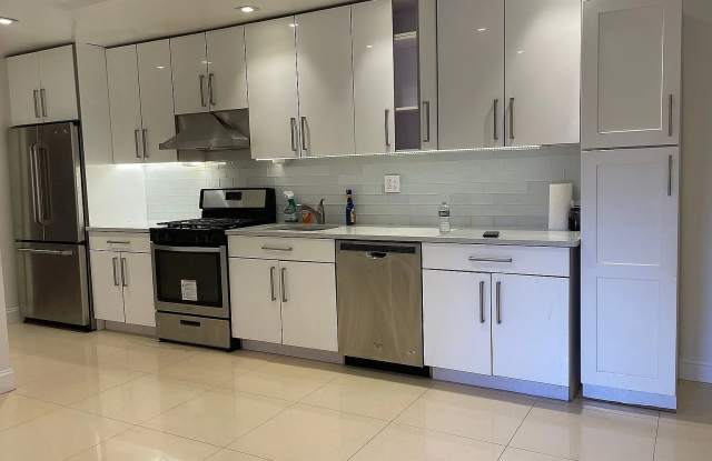 Photo of 6550 Wetherole St Apt 1T