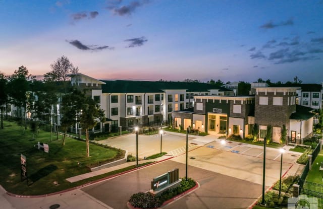 The Vic at Woodforest