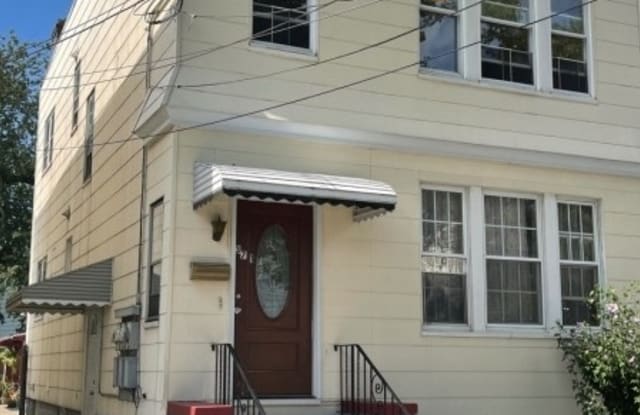 371 Ege Ave - 371 Ege Avenue, Jersey City, NJ 07304