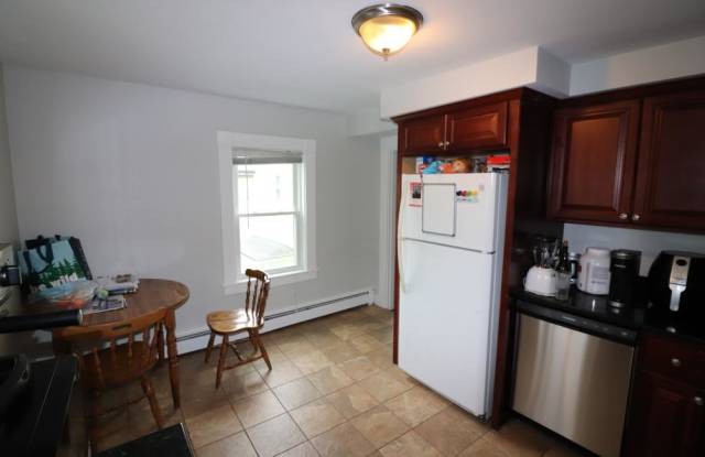27 Mc Kenn St
