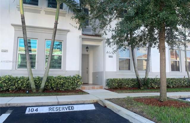 15738 SW 41st St - 15738 Southwest 41st Street, Miramar, FL 33027