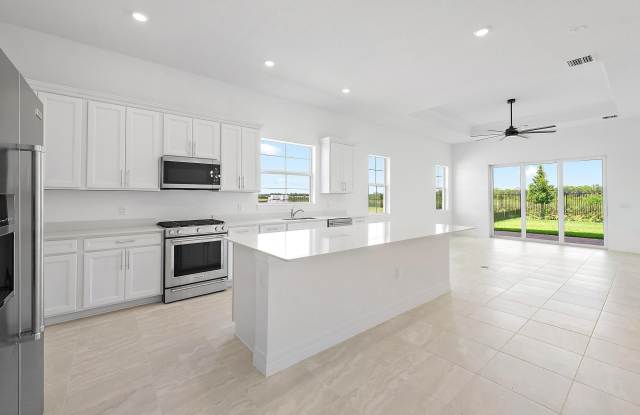 10724 Northbrook Circle