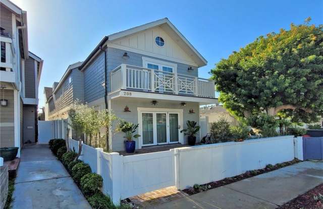 208 Indianapolis Avenue - 208 Indianapolis Avenue, Huntington Beach, CA 92648