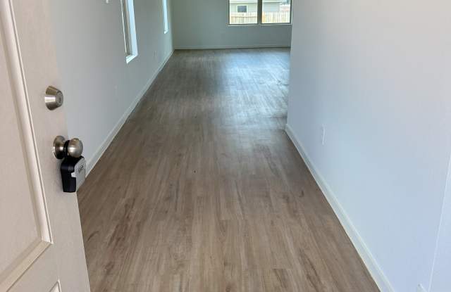 2703 Pheasant Hill Court