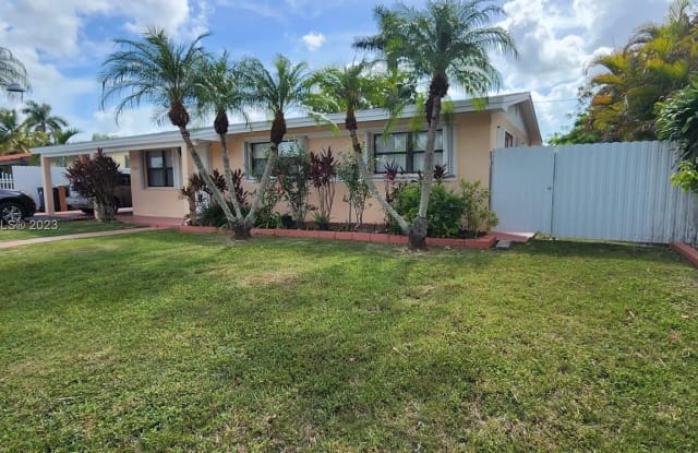 29835 SW 155th Ave - 29835 Southwest 155th Avenue, Leisure City, FL 33033