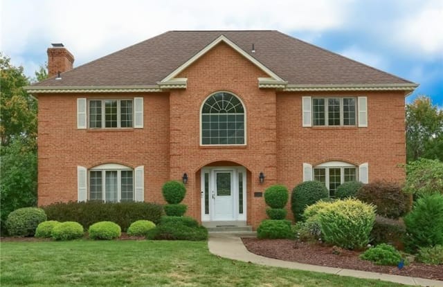 2455 Dogwood Dr - 2455 Dogwood Drive, Franklin Park, PA 15090