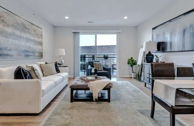 8500 Thompson Run Road Unit E32