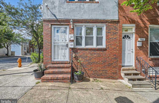 2500 E FAYETTE Street unit: Apt. 1