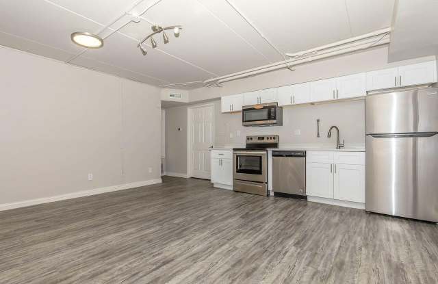 Photo of Midtown on 1st