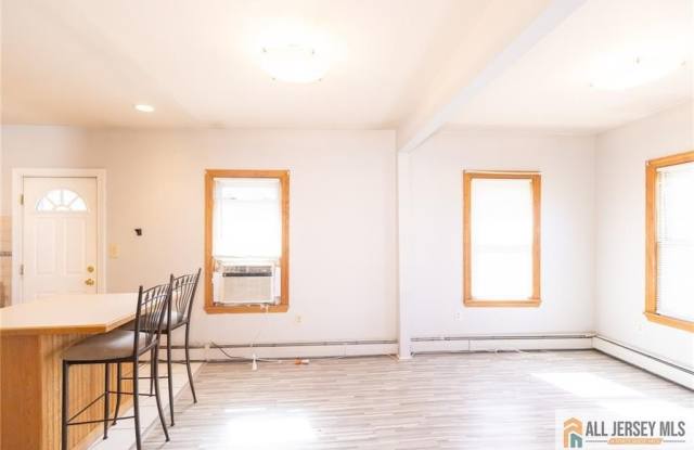 204 Livingston Street