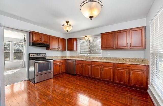 1802 Farmbrook Drive