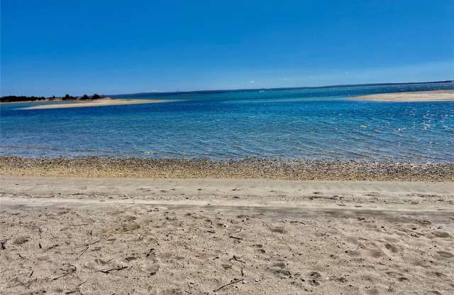 780 Minnehaha Boulevard