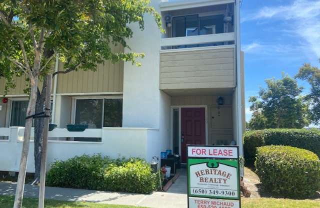 1100 Balclutha Dr