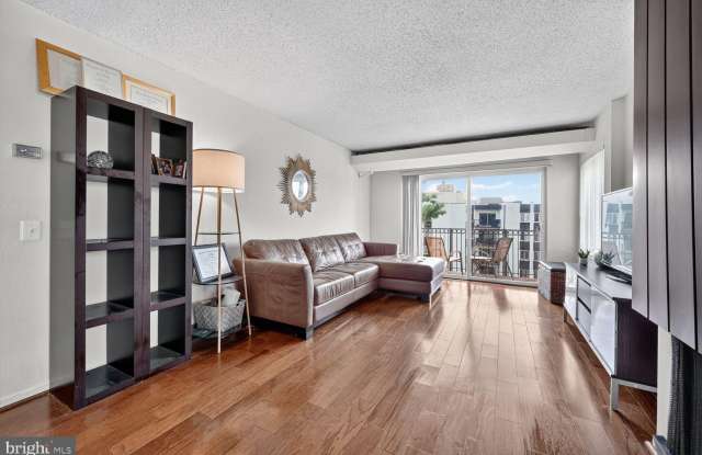 60 S VAN DORN Street unit: 519