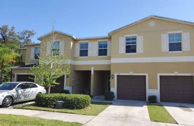 2108 Golden Falcon Dr - 2108 Golden Falcon Drive, Ruskin, FL 33570