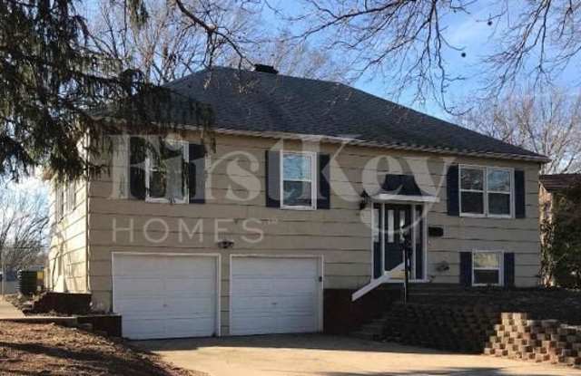 6606 North Wayne Avenue