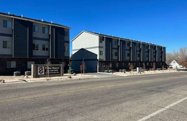 10 Bed room Condo/Townhome