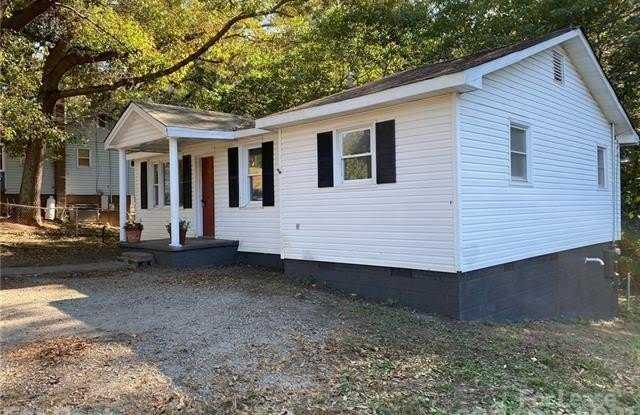 Photo of 517 W Henry Street