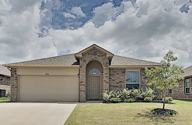 Beautiful 4 Bedroom, 2 Bathroom in Yukon School District