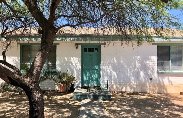 637 N Erin Avenue - 637 North Erin Avenue, Tucson, AZ 85711