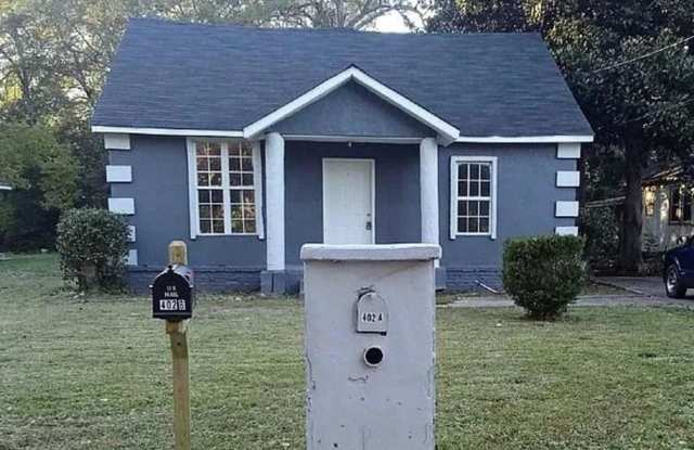 402 Boulevard Street