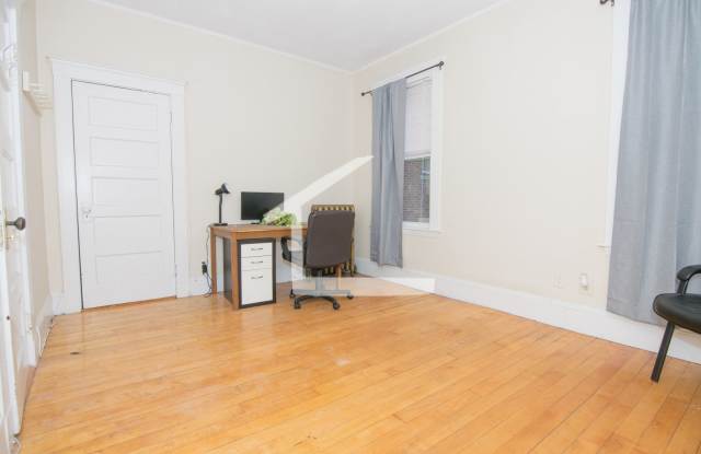 Photo of HOT ALLSTON LISTING!!!!