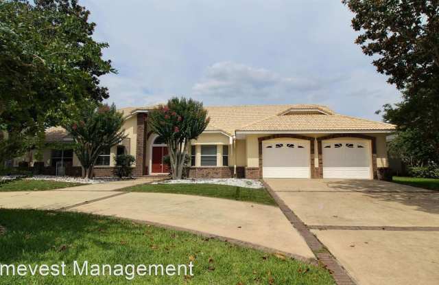 8625 Vista Shores Court