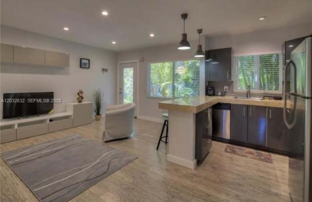 659 Meridian Ave