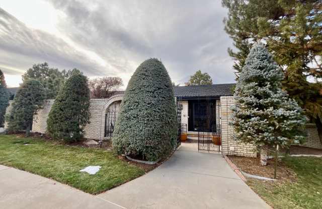 Gorgeous 4 bed 5 bath Luxury rental in Cherry Hills Village!