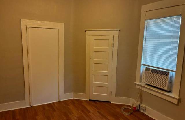 1672 West 2nd Street