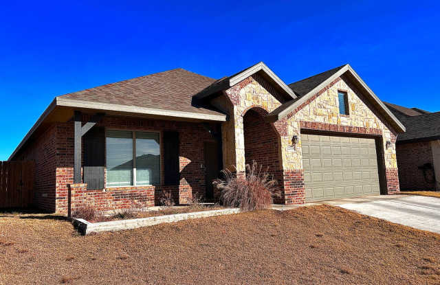 3 bedroom 2 Bathroom with office. This home is also equipped with solar panels which results in big savings on your electric bill every month! - 2338 104th Street, Lubbock, TX 79423