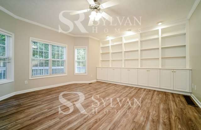 180 Ridgecrest Drive