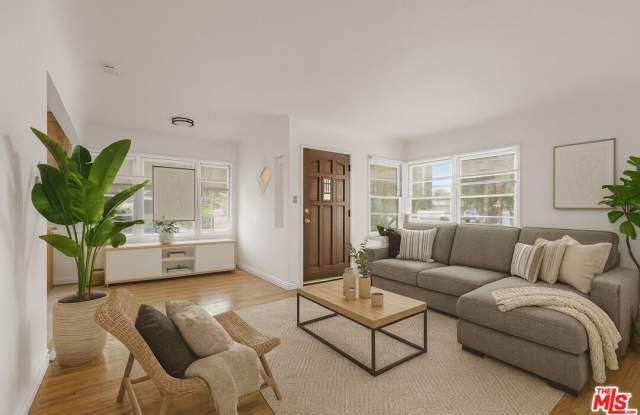 Photo of 3600 Kelton Ave