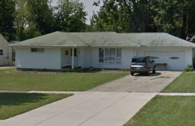695 Shakespeare Dr