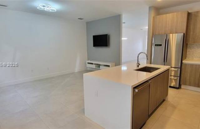 10219 NW 72nd Ter th 10219, Doral, FL 33178