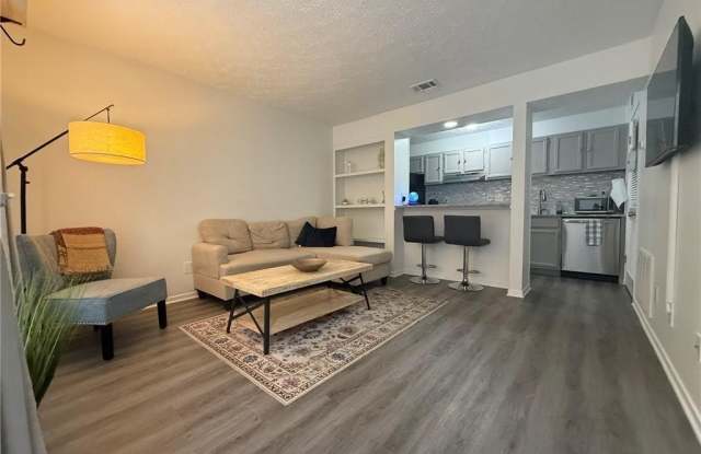 6810 Glenridge Drive unit: E
