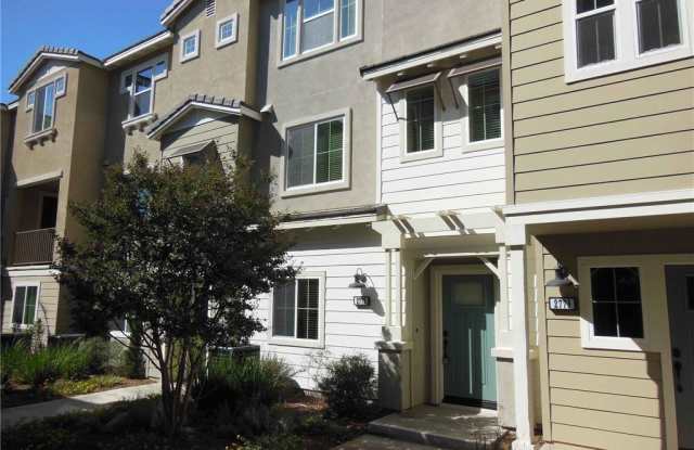 Photo of 2772 Crimson Way