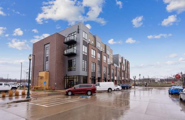 Photo of State Street Riverfront