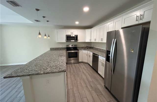 4738-4740 13th Street SW unit: 4738