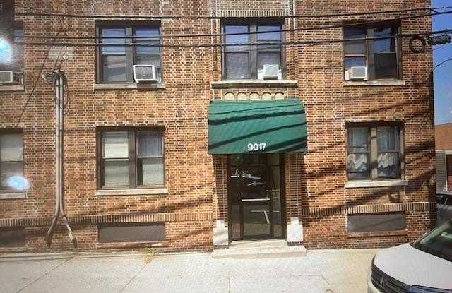 Photo of 9017 BERGENWOOD AVE