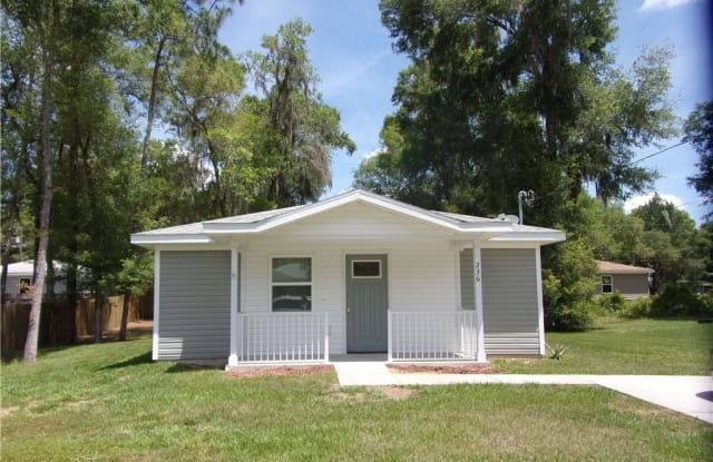 236 E Beecher Court - 236 Cabot Street, Inverness, FL 34452