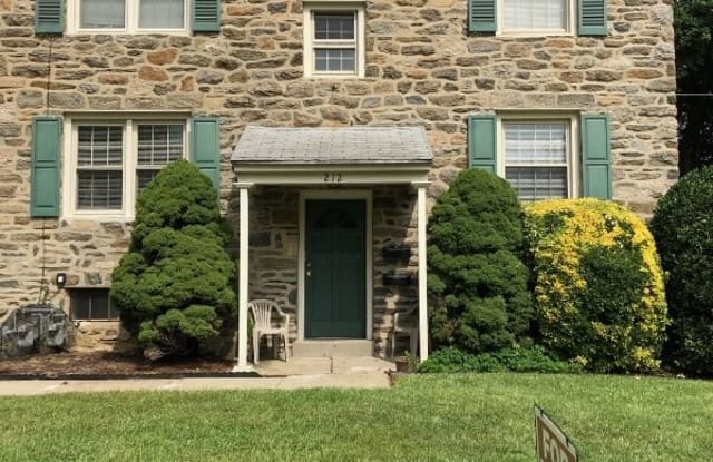 212 Pilgrim Lane A - 212 Pilgrim Ln, Drexel Hill, PA 19026