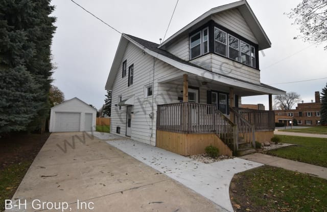 7013 14th Ave - 7013 14th Avenue, Kenosha, WI 53143