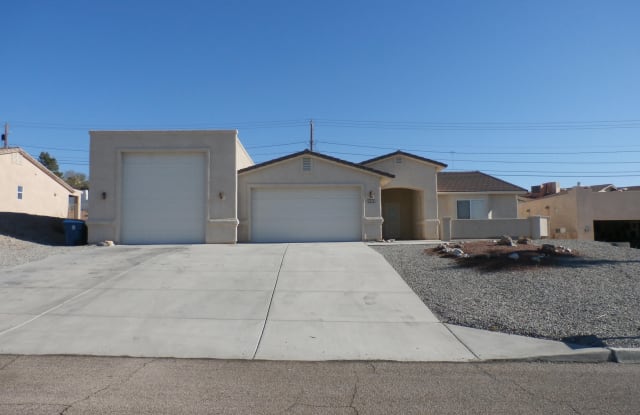 3174 El Dorado Ave - 3174 El Dorado Avenue North, Lake Havasu City, AZ 86403