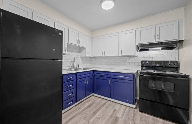 7549 North Pecos Street 206