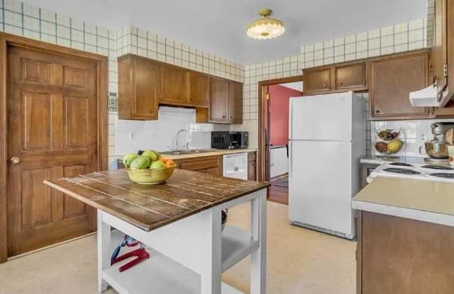 561 Summit Ridge Drive