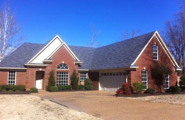 ****JUST REDUCED****2500 Bethany Dr Southaven, MS - 2500 Bethany Drive, Southaven, MS 38672